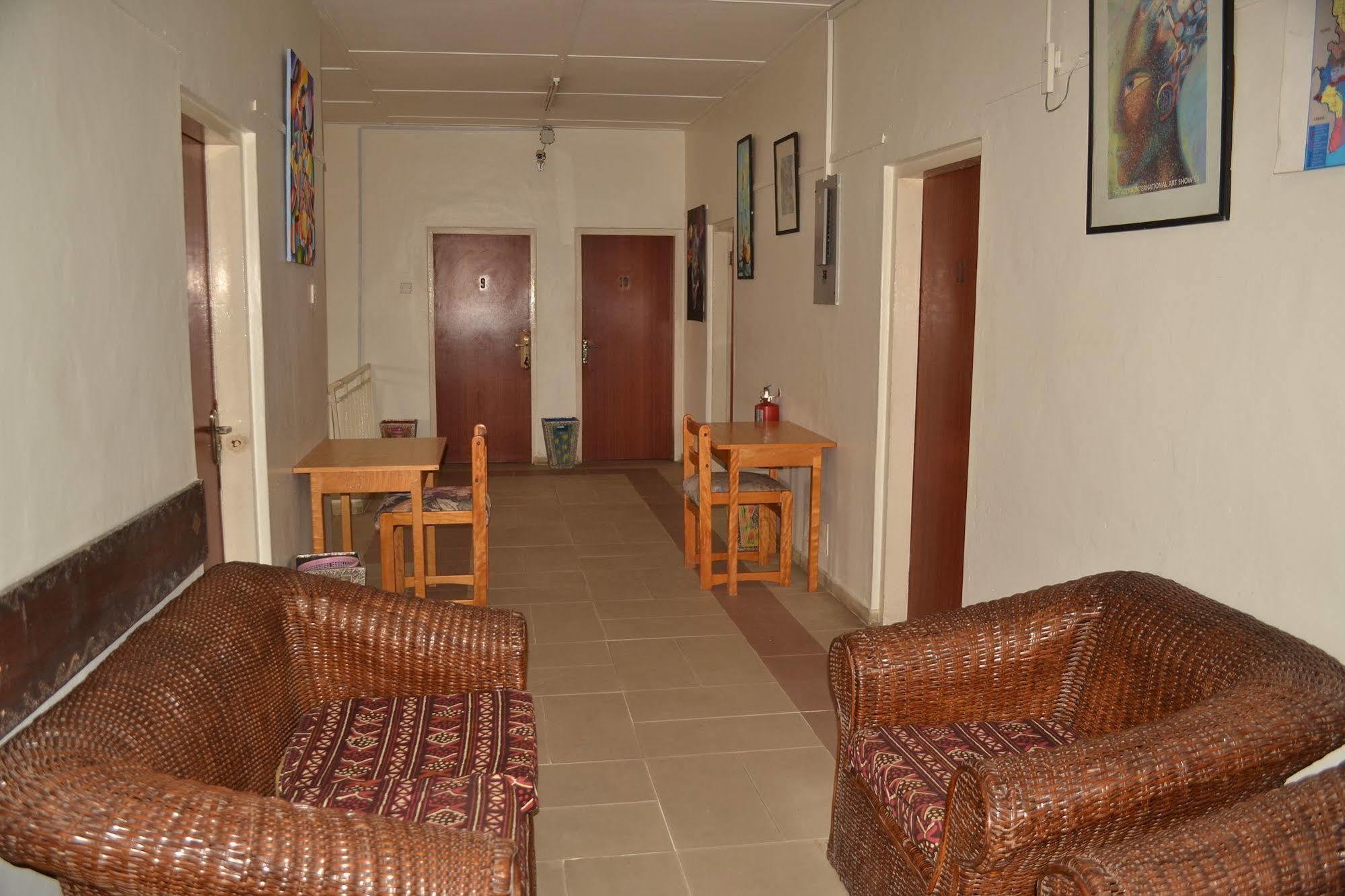 Pink Hostel Άκρα Εξωτερικό φωτογραφία