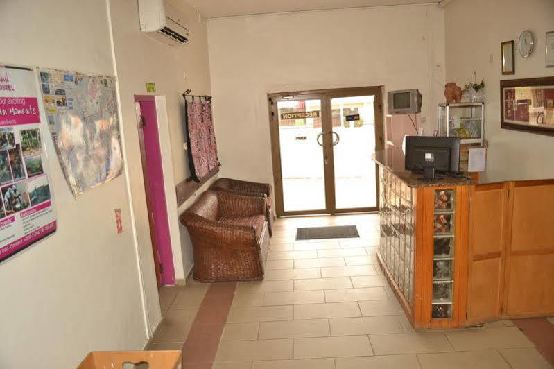 Pink Hostel Άκρα Εξωτερικό φωτογραφία