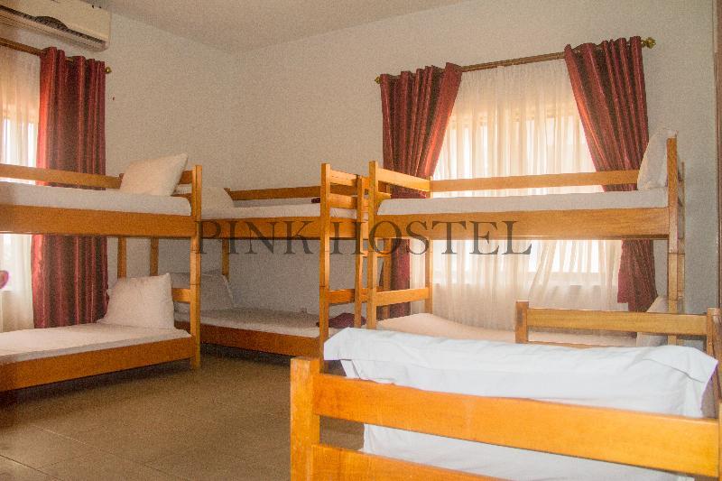 Pink Hostel Άκρα Εξωτερικό φωτογραφία