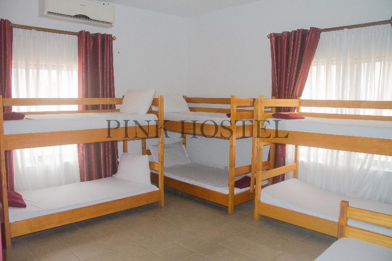 Pink Hostel Άκρα Εξωτερικό φωτογραφία