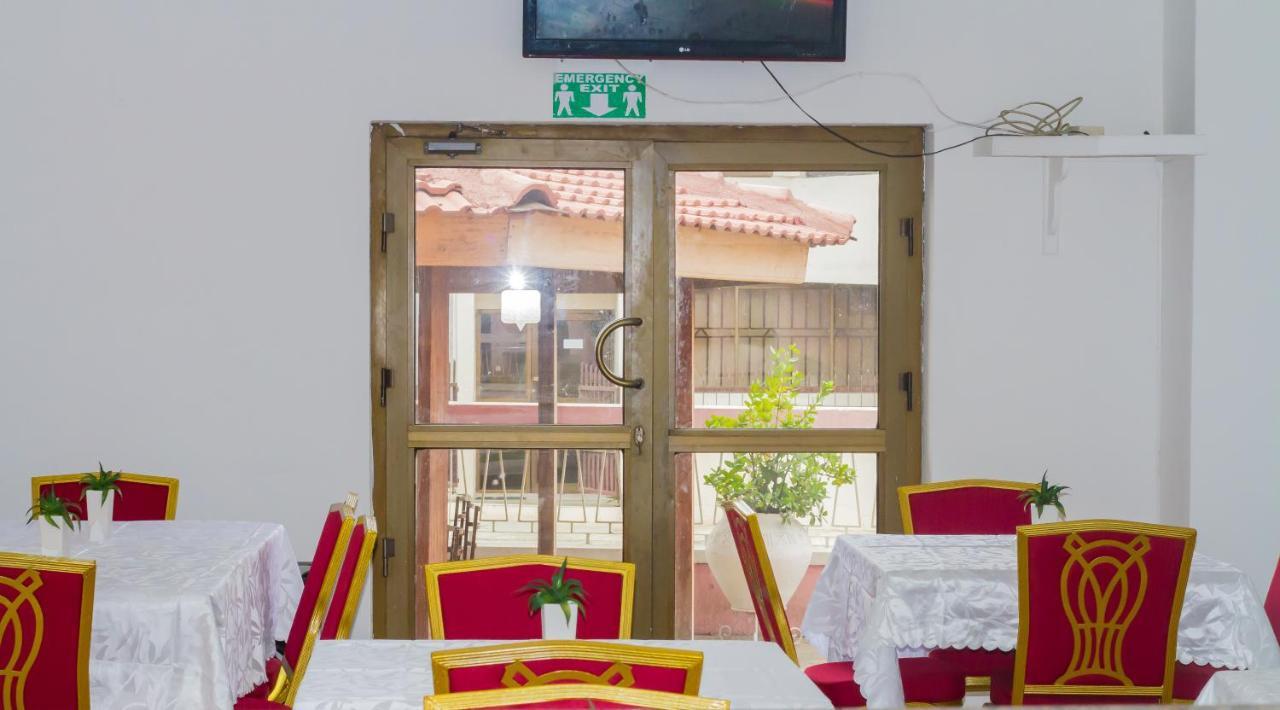 Pink Hostel Άκρα Εξωτερικό φωτογραφία
